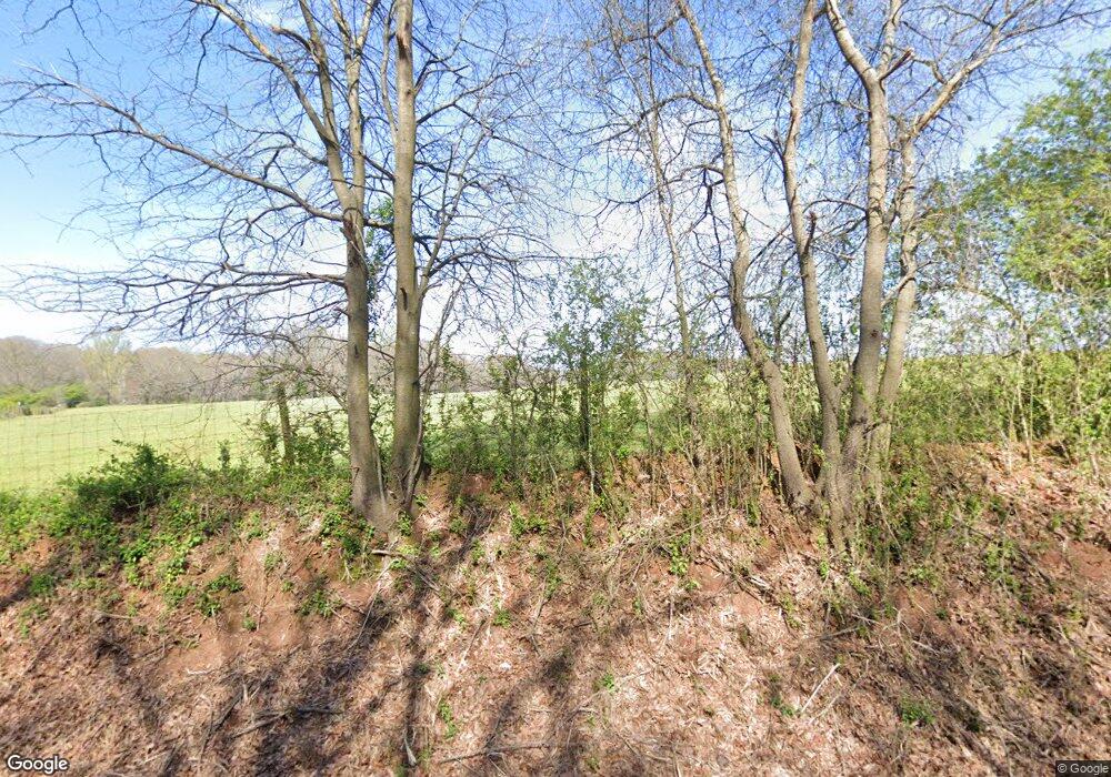 2250 Cole Rd, Carnesville, GA 30521 - photo 1