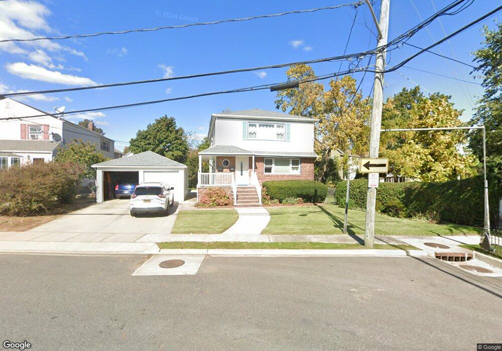 93 Winter St, Lynbrook, NY 11563 - photo 1