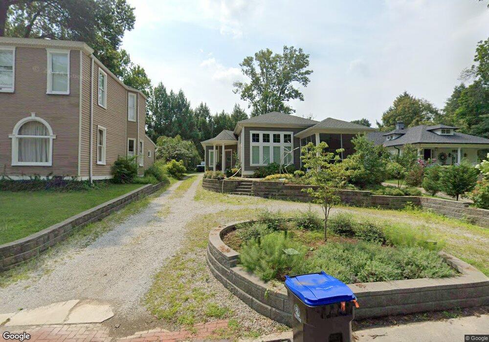 6 1/2 Hawthorn Hill, Louisville, KY 40204 - photo 1