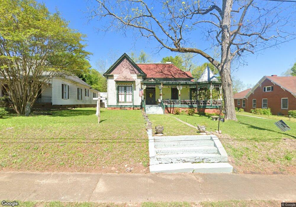 547 Greenwood St, Barnesville, GA 30204 - photo 1