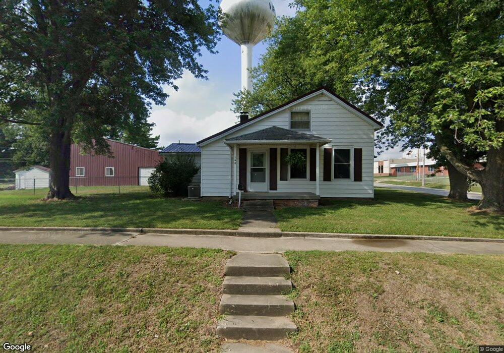 148 W Illini St, Virginia, IL 62691 - photo 1