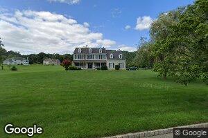 21 Riddle Ct, Asbury, NJ 08802