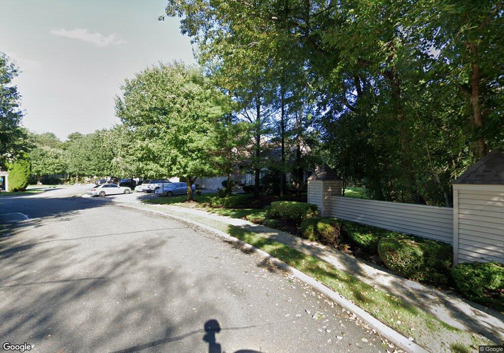 2 Julia Cir, Dix Hills, NY 11746 - photo 1