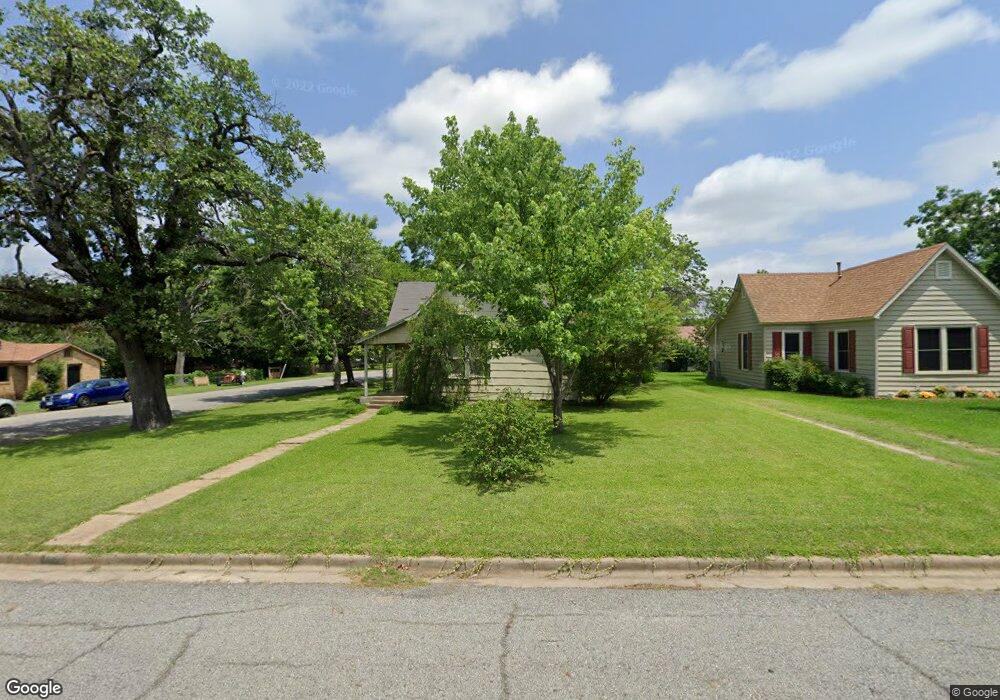 1331 W Day St, Denison, TX 75020 - photo 1