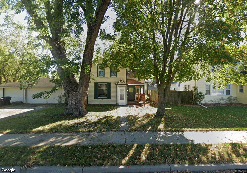 133 S Elm St, Oconomowoc, WI 53066 - photo 1