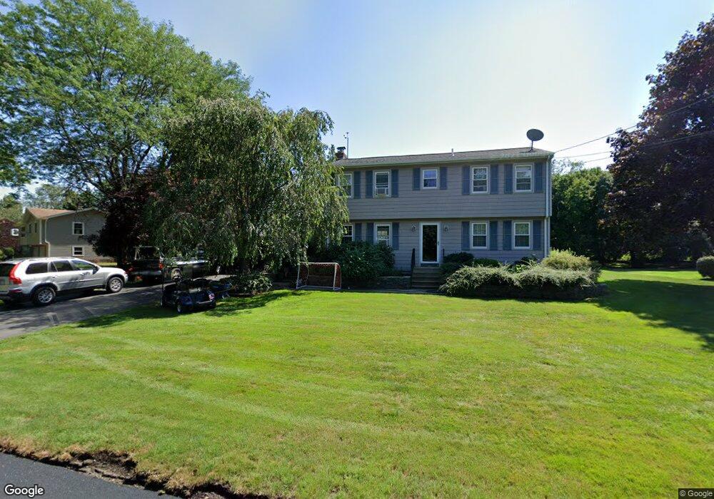 8 Pine Top Rd, Barrington, RI 02806 - photo 1
