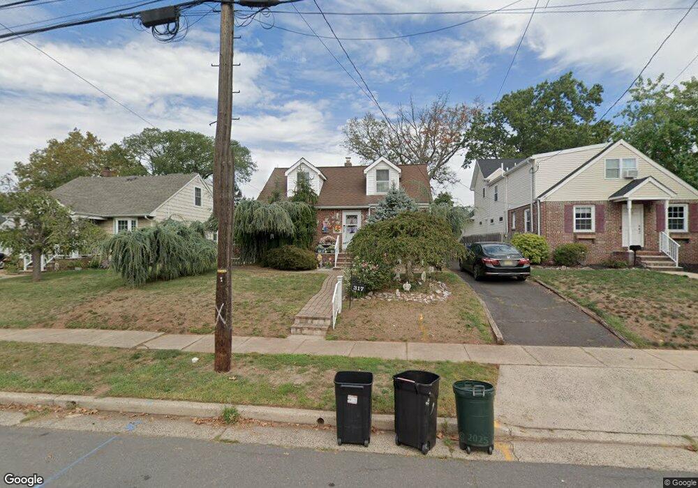 317 Walnut St, Middlesex, NJ 08846 - photo 1