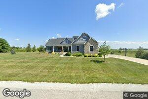 702 E Jefferson St, Philo, IL 61864