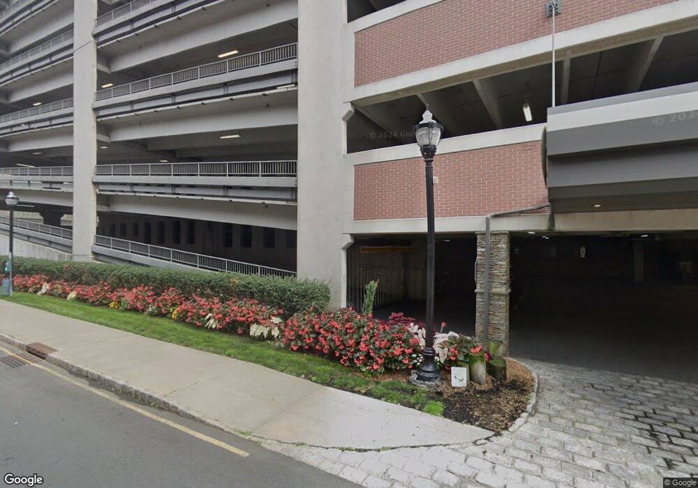 9 Somerset Ln unit 105, Edgewater, NJ 07020 - photo 1