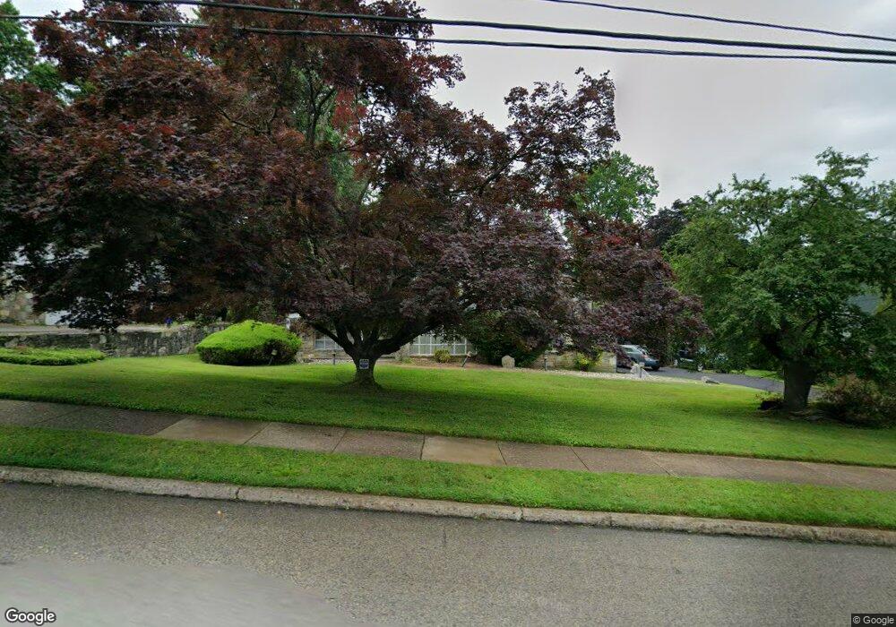 1915 Cobden Rd, Glenside, PA 19038 - photo 1