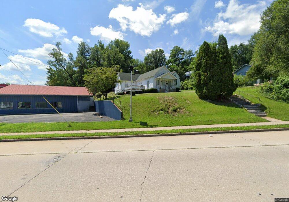 713 Birch St, Hannibal, MO 63401 - photo 1