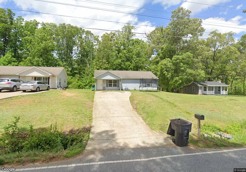 2901 Triangle Lake Rd, High Point, NC 27260 - photo 1