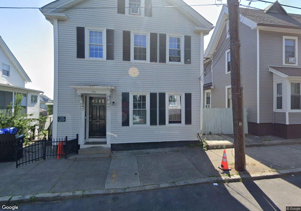 171 Pine St unit 1, Pawtucket, RI 02860 - photo 1