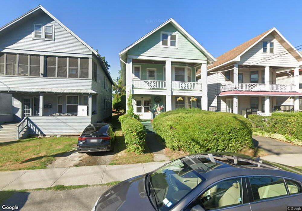 716 Myrtle Ave, Albany, NY 12208 - photo 1