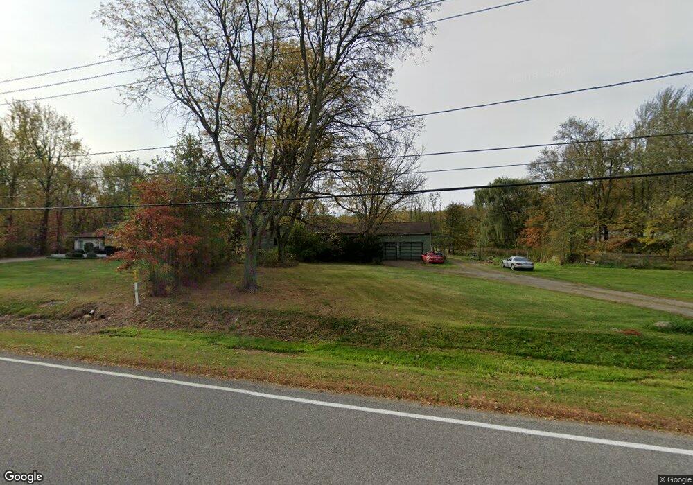 24417 Barrett Rd, Olmsted Township, OH 44138 - photo 1