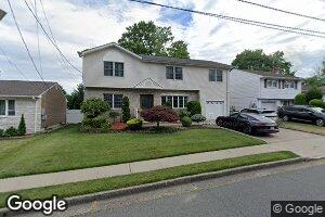 705 Lincoln Dr, Perth Amboy, NJ 08861