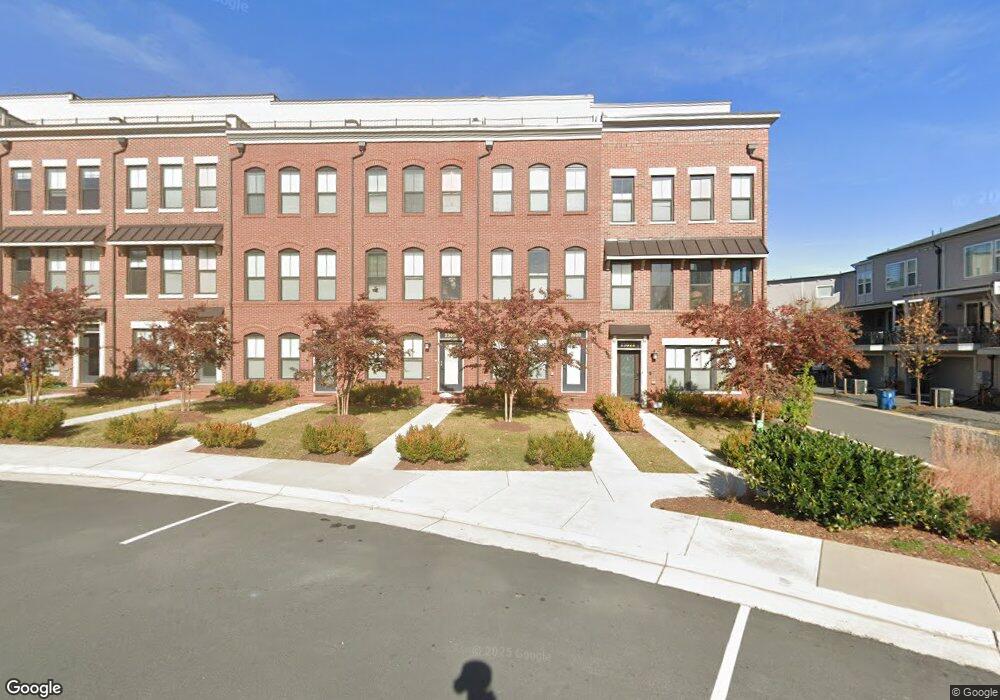 23020 Lavallette Square, Brambleton, VA 20148 - photo 1