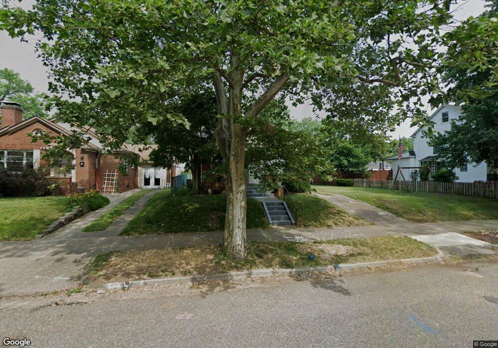 236 S 22nd St, Terre Haute, IN 47803 - photo 1