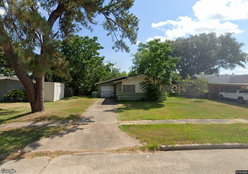 10211 Fonville Dr, Houston, TX 77075 - photo 1