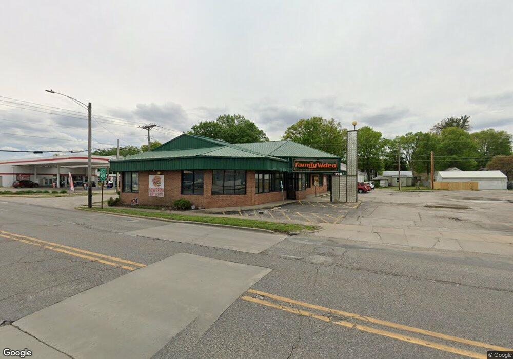 427 Keokuk St unit 1933 W. Iles, Spr. &, Lincoln, IL 62656 - photo 1