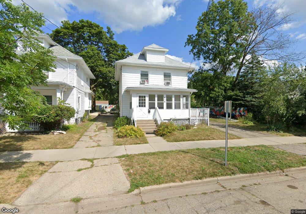 614 N Butler Blvd, Lansing, MI 48915 - photo 1