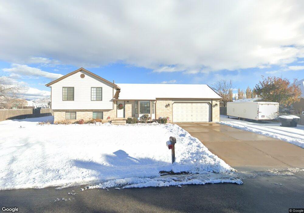 2414 N 3125 W, Clearfield, UT 84015 - photo 1