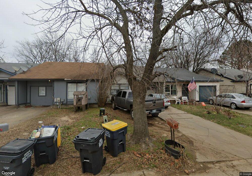 14135 S Hickory Place, Glenpool, OK 74033 - photo 1