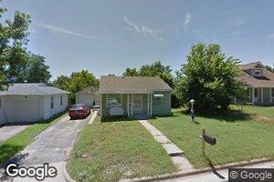 425 W 8th St, Chapman, KS 67431