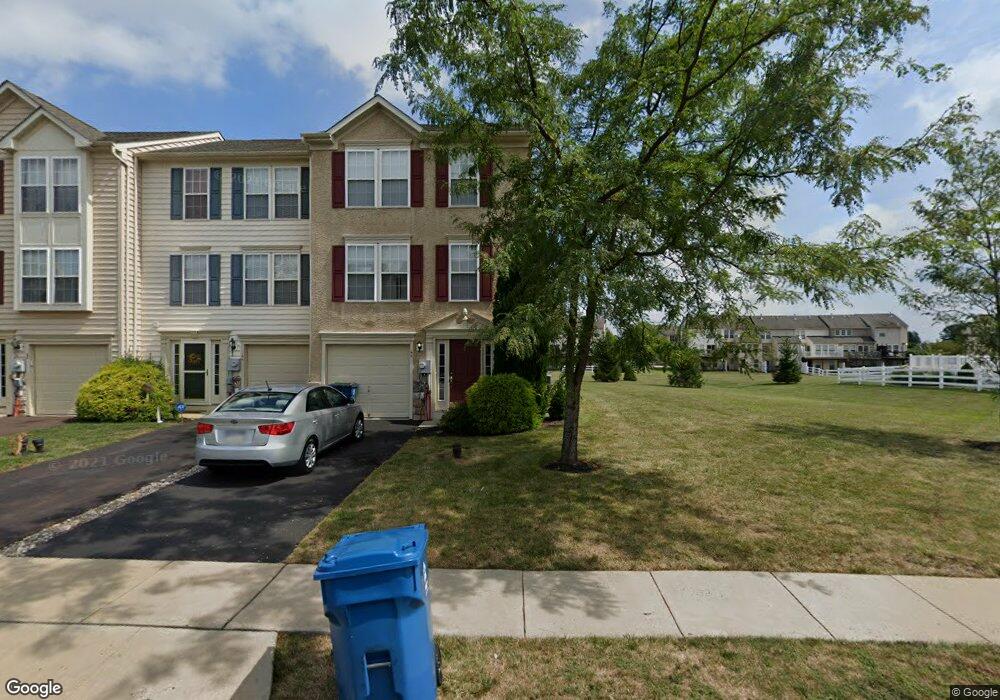 46 N Savanna Dr, Pottstown, PA 19465 - photo 1