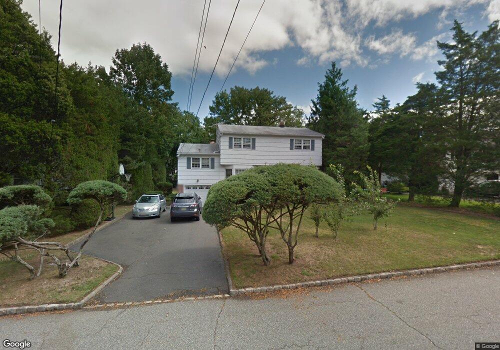 278 Runnymede Pkwy, New Providence, NJ 07974 - photo 1