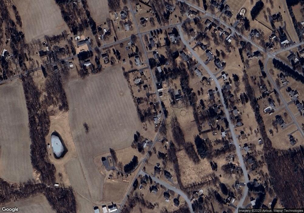 547 Knauss Rd, Nazareth, PA 18064 - photo 1