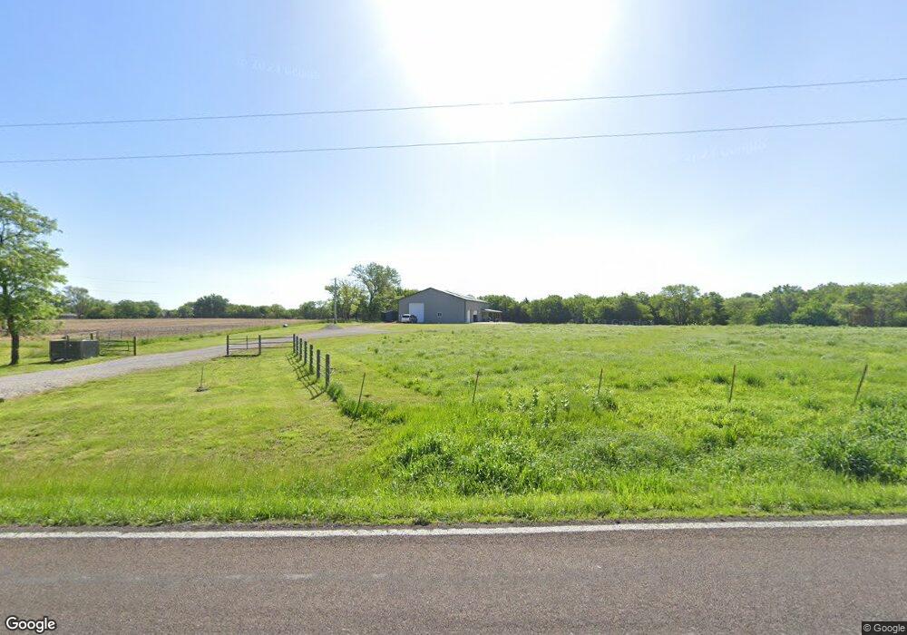 10038 SW Auburn Rd, Wakarusa, KS 66546 - photo 1