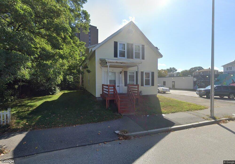 4 Hudson St, Worcester, MA 01609 - photo 1