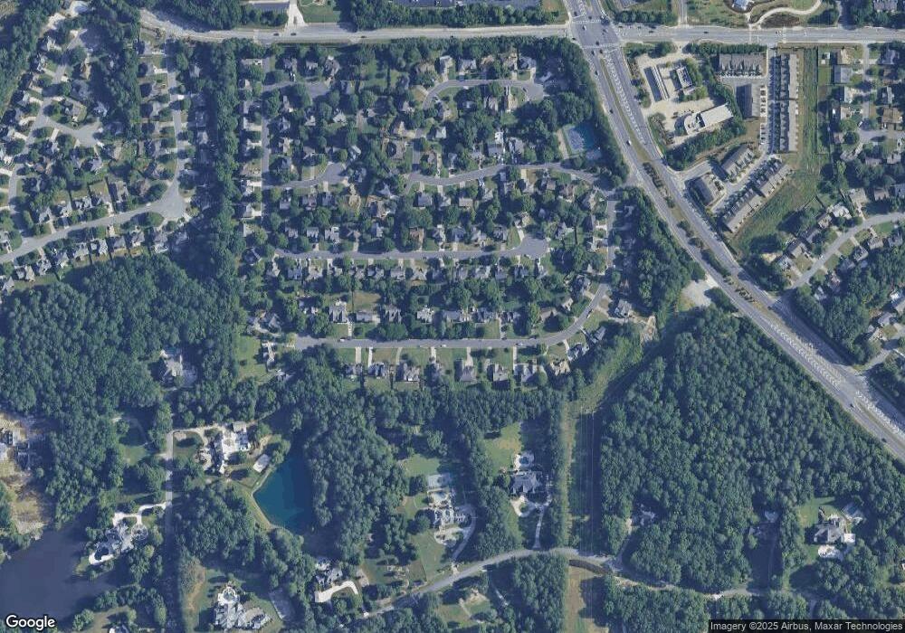 10480 Windsor Park Dr, Alpharetta, GA 30022 - photo 1