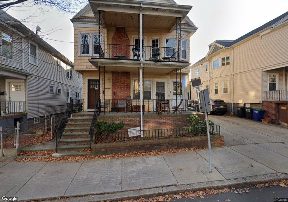 140 Summer St unit 1, Somerville, MA 02143 - photo 1