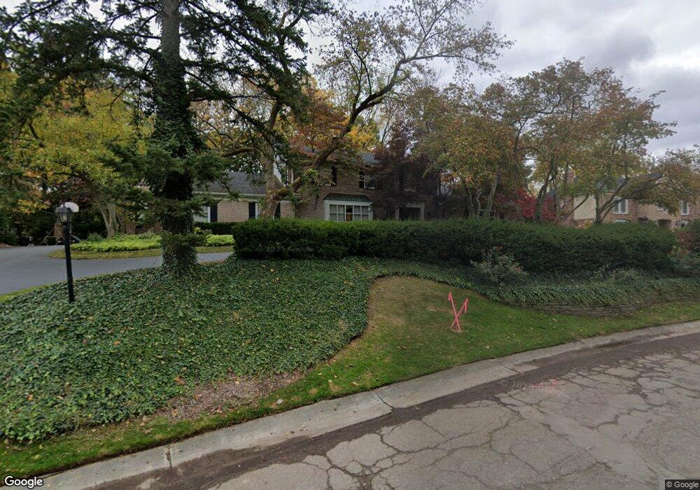 4171 Stoneleigh Rd, Bloomfield Hills, MI 48302 - photo 1