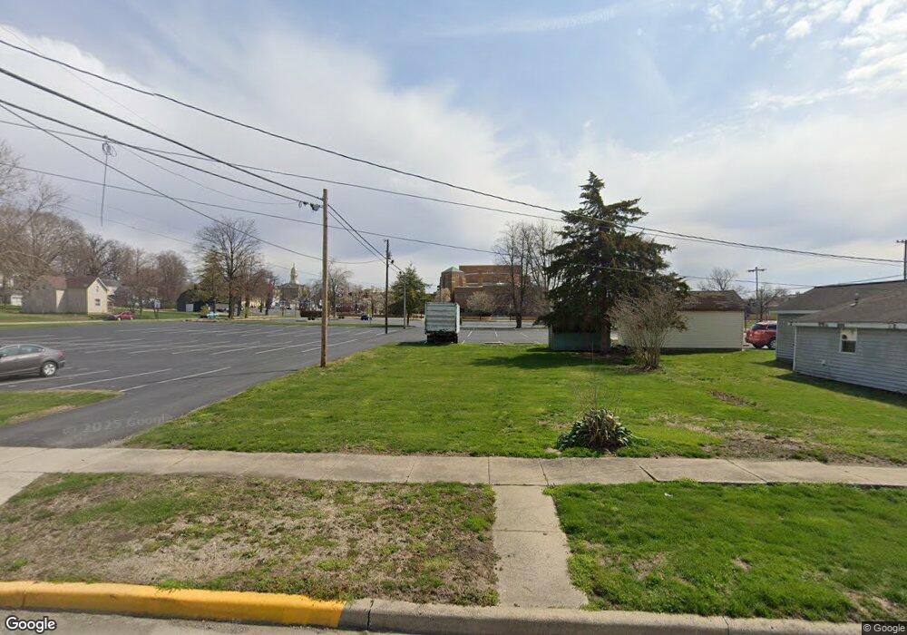 261 S Fisher St, Wabash, IN 46992 - photo 1