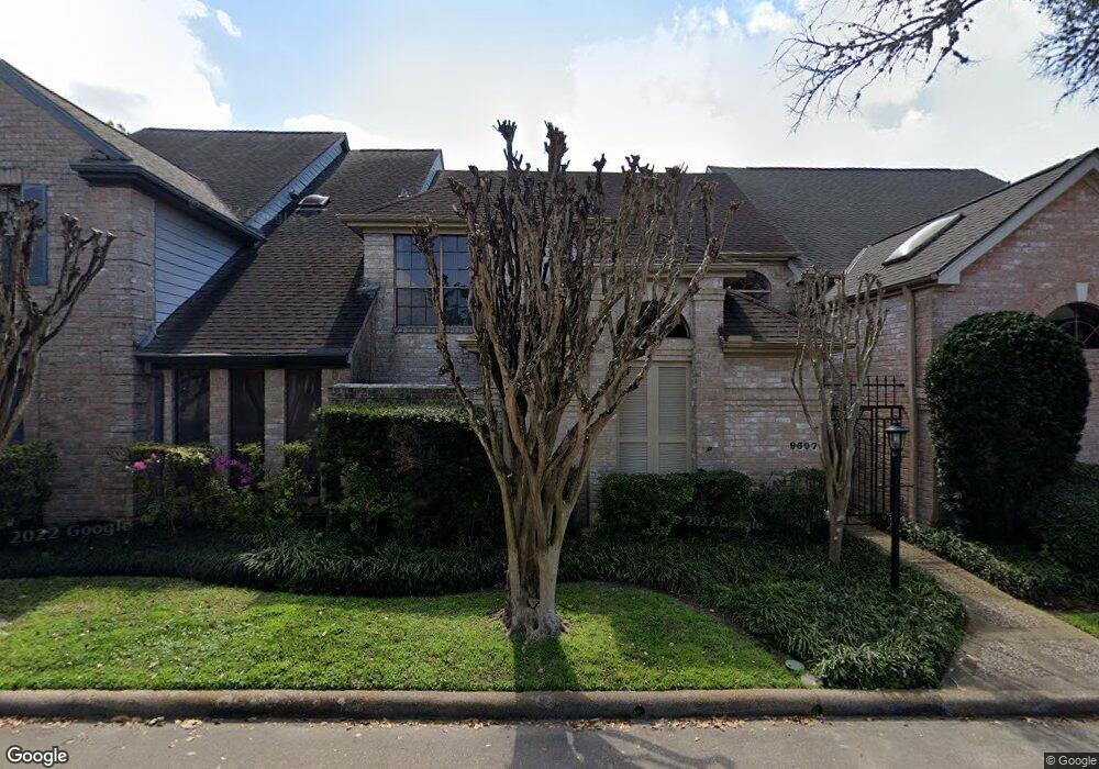9607 Doliver Dr, Houston, TX 77063 - photo 1