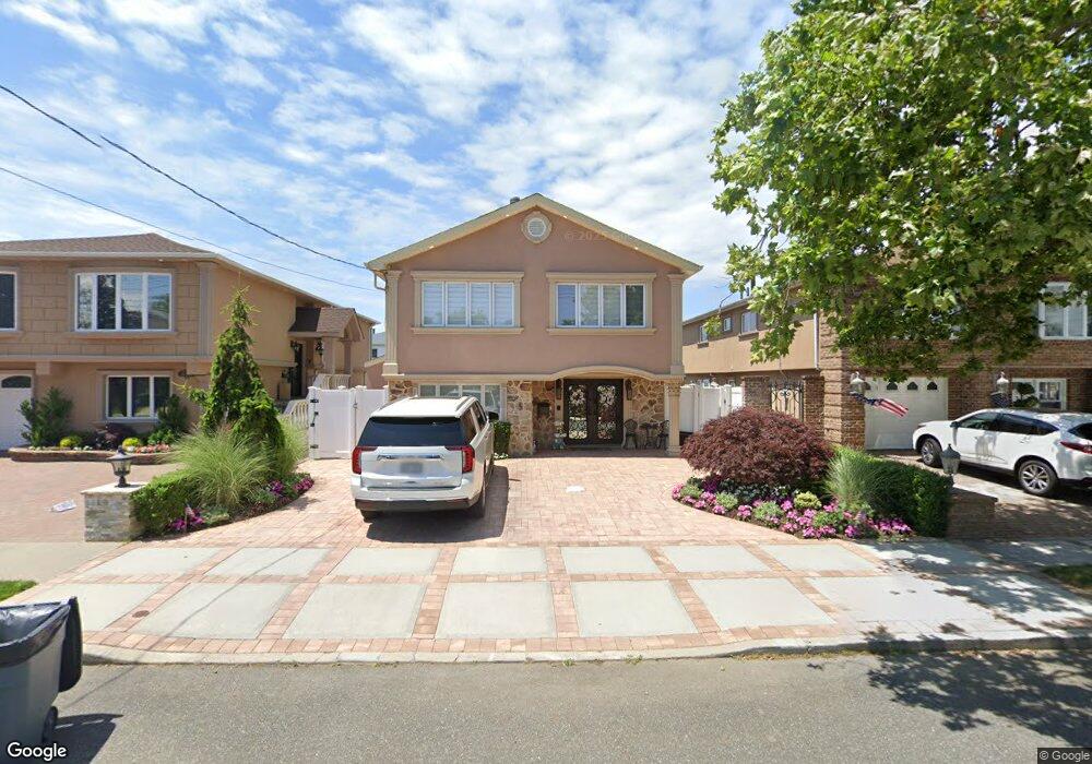 16112 87th St, Howard Beach, NY 11414 - photo 1