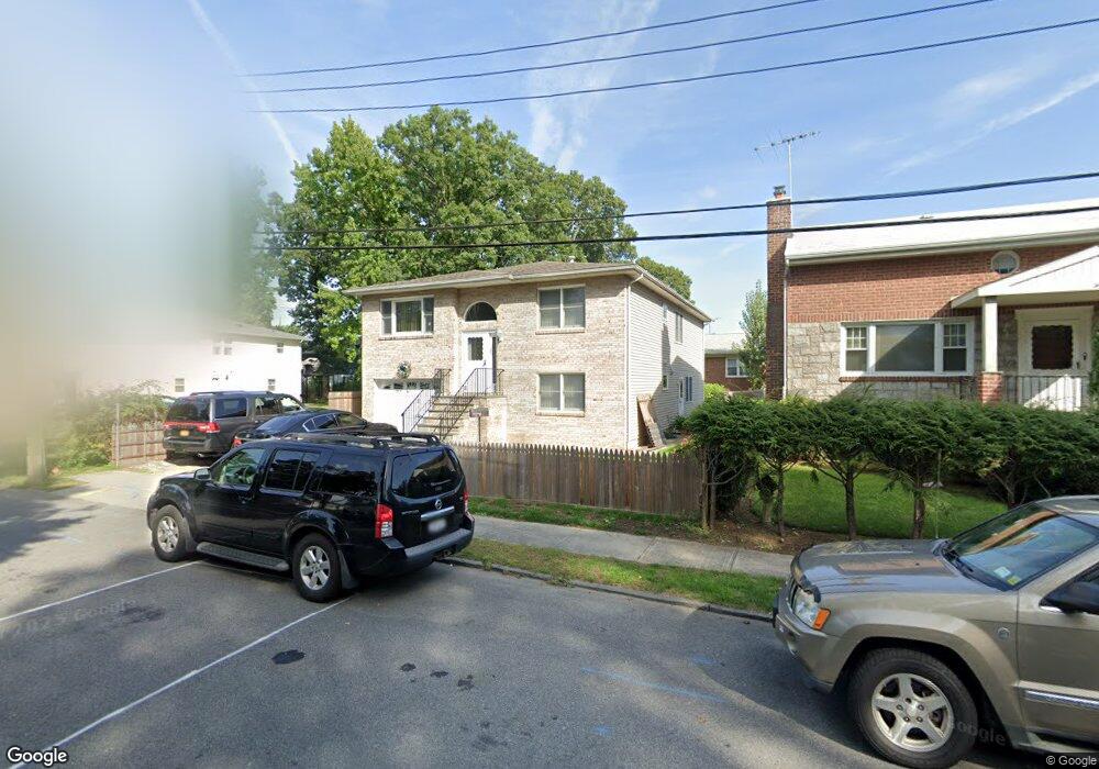 46 Bryant Rd, Yonkers, NY 10705 - photo 1