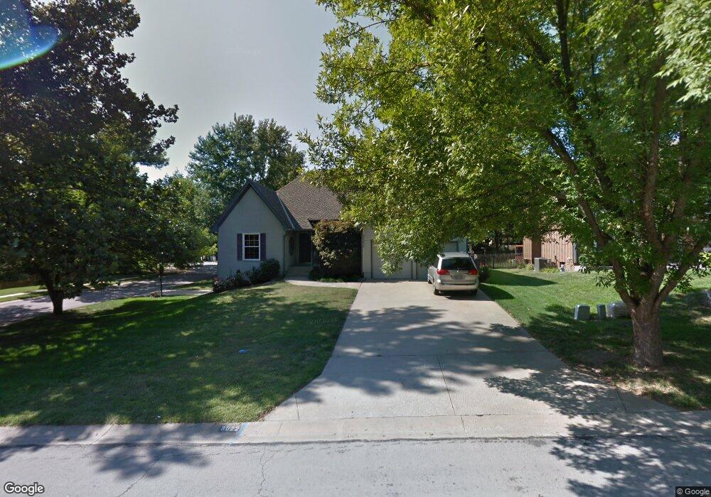 8022 Lichtenauer Dr, Lenexa, KS 66219 - photo 1