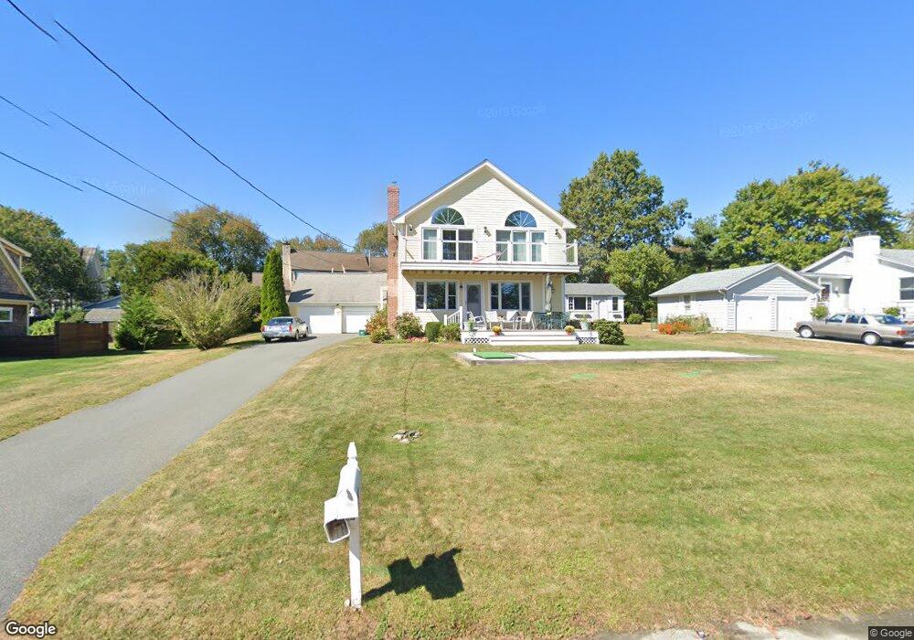 25 Seaview Ave, Jamestown, RI 02835 - photo 1