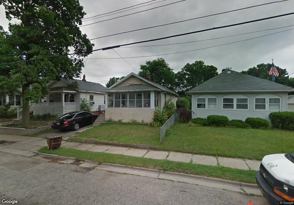 1031 Lathrop St, Lansing, MI 48912 - photo 1