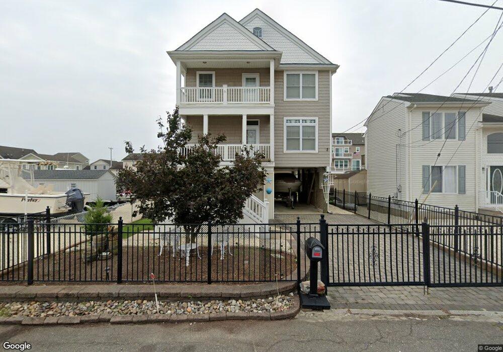 252 Pine Dr, Bayville, NJ 08721 - photo 1