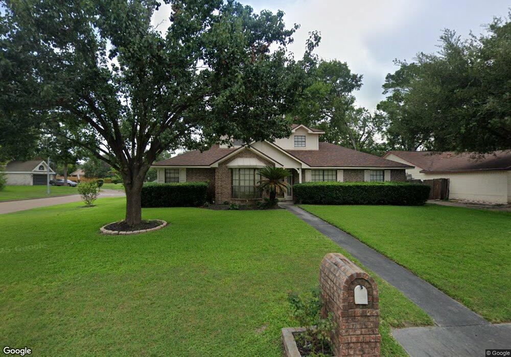 5422 Oak Cove Dr, Houston, TX 77091 - photo 1
