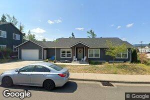 10 Wetleau Dr, Lowell, OR 97452