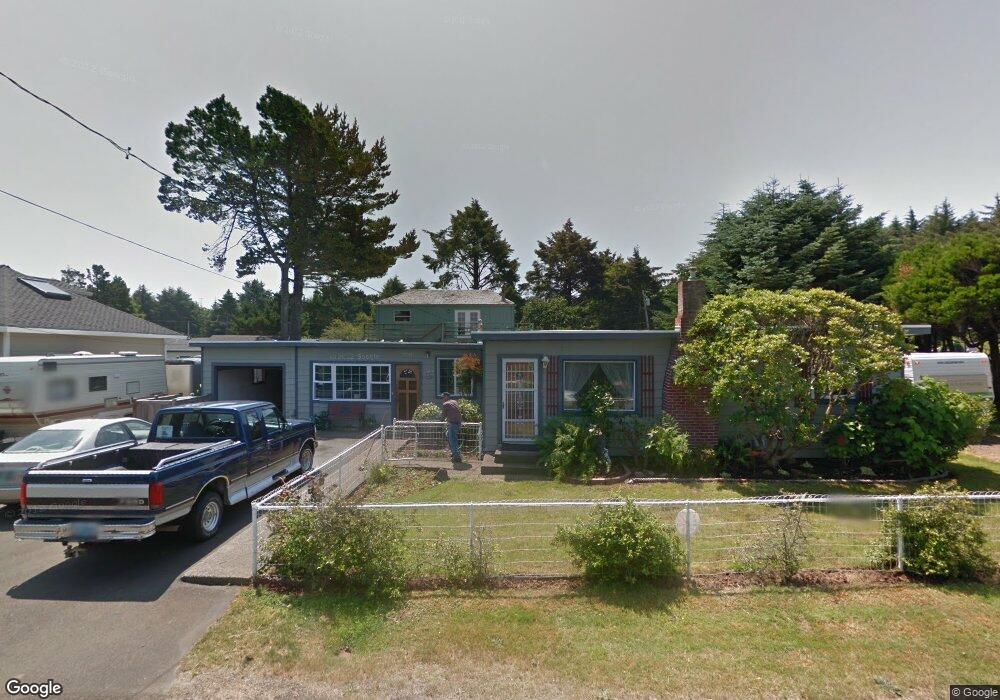 1034 SW 15th St, Lincoln City, OR 97367 - photo 1