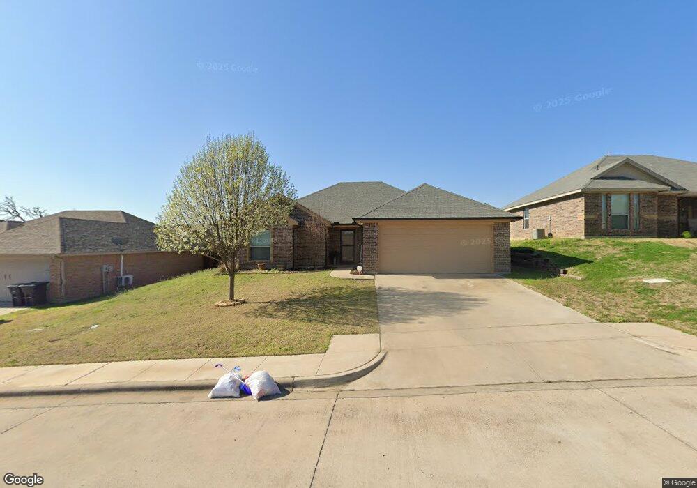 1005 Inverness Dr, Weatherford, TX 76086 - photo 1