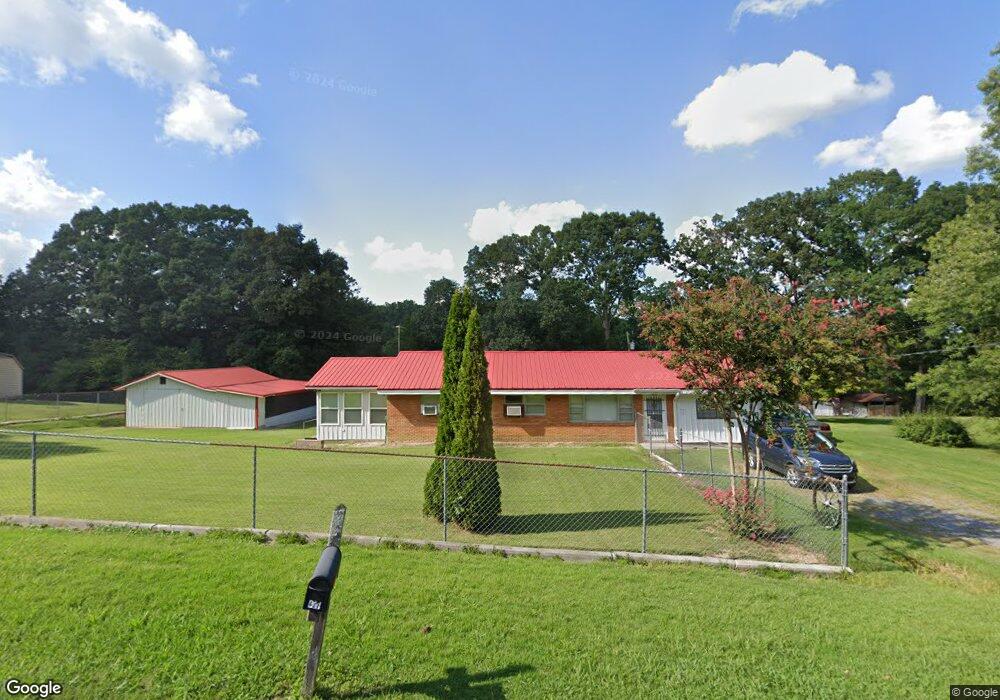 426 Plainview Dr NW, Dalton, GA 30721 - photo 1