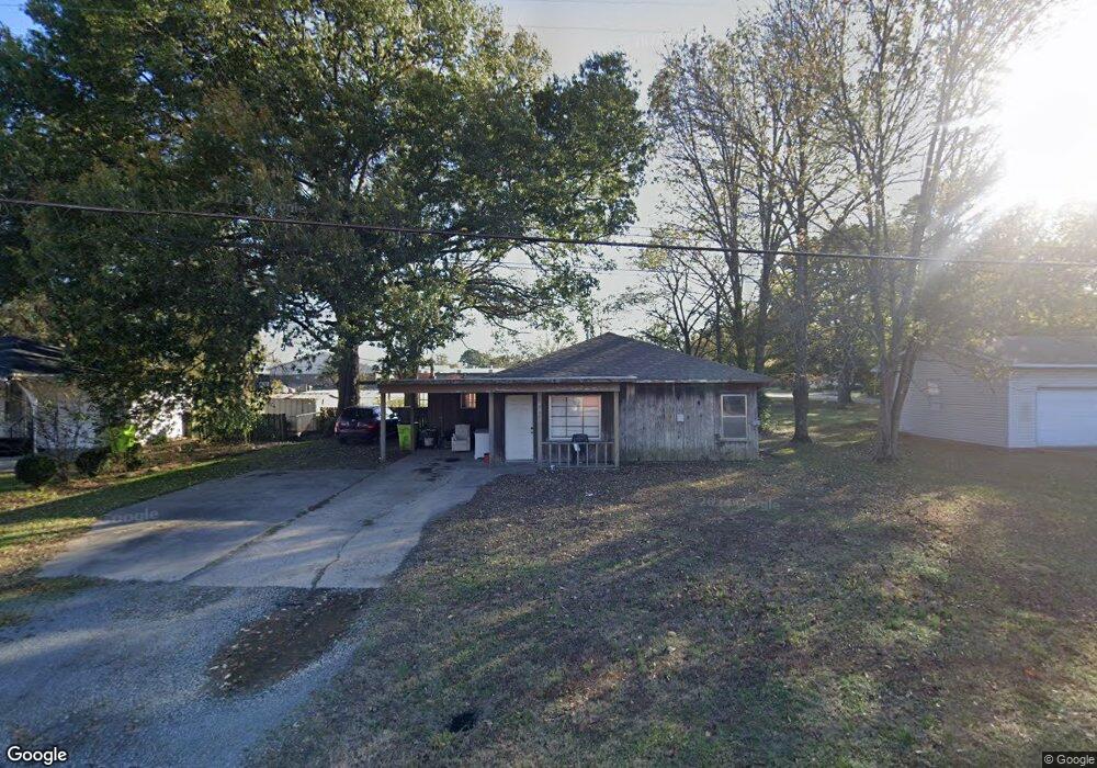 906 E 10th St, Stuttgart, AR 72160 - photo 1